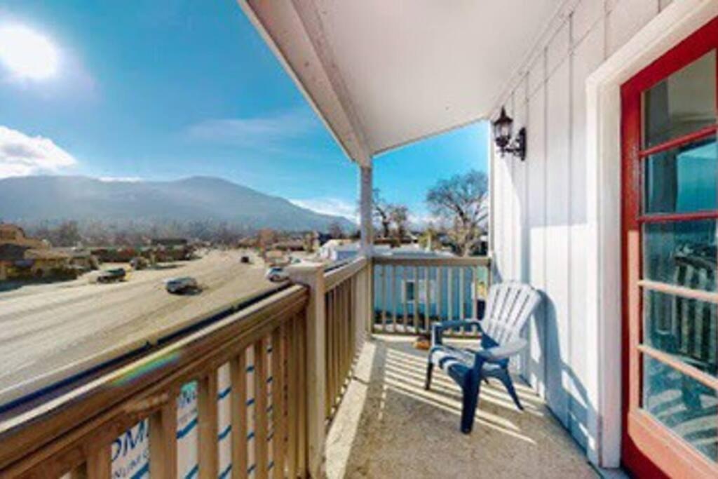 Couples Hideout In Heart Of Oakhurst Esterno foto